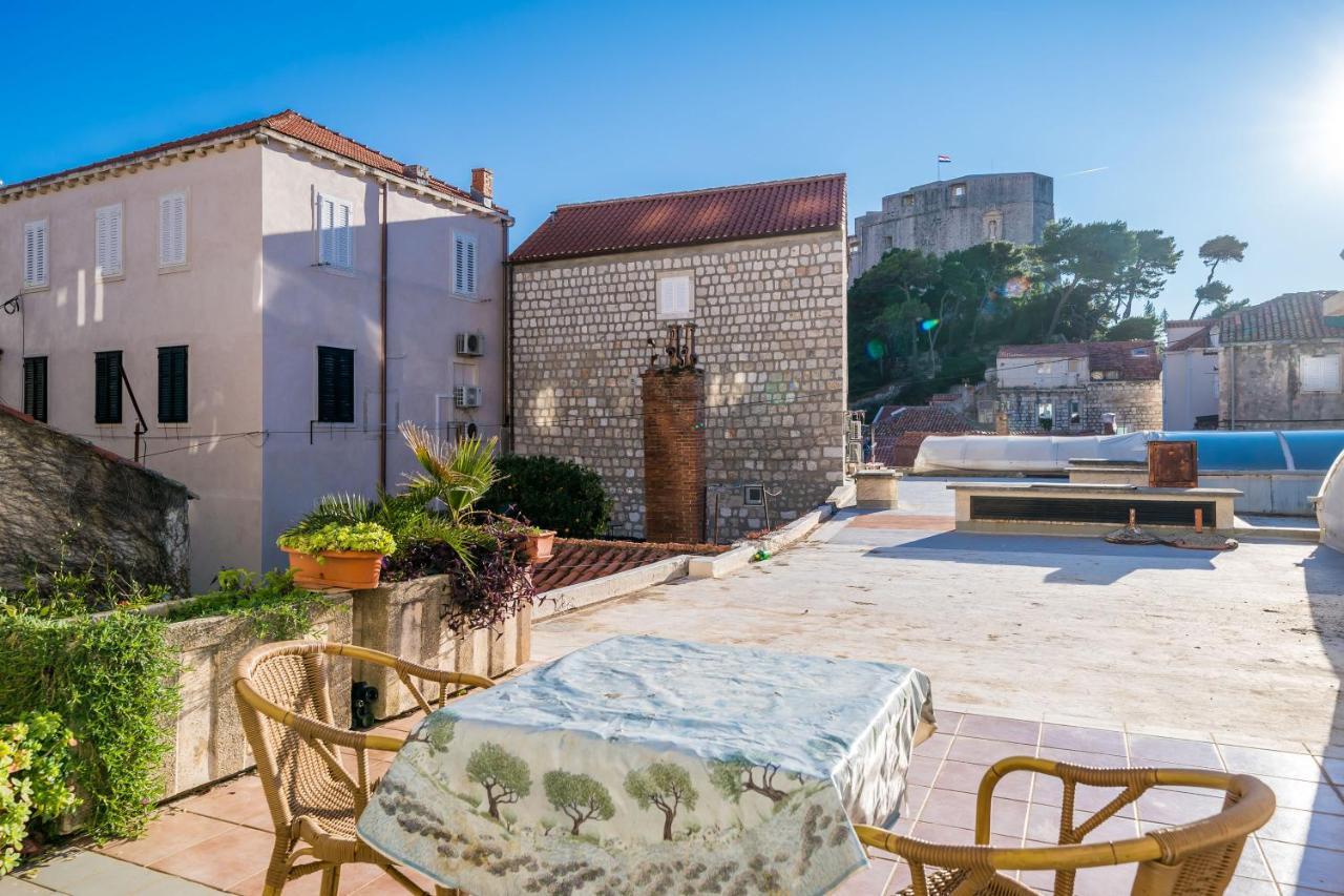 Deluxe Rooms With A Terrace View At Old City Gate ドゥブロブニク エクステリア 写真