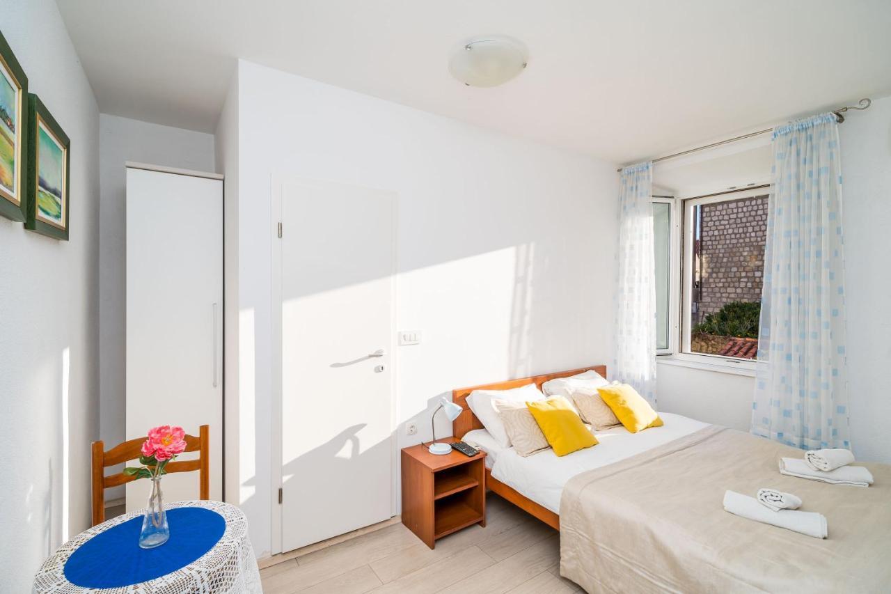 Deluxe Rooms With A Terrace View At Old City Gate ドゥブロブニク エクステリア 写真