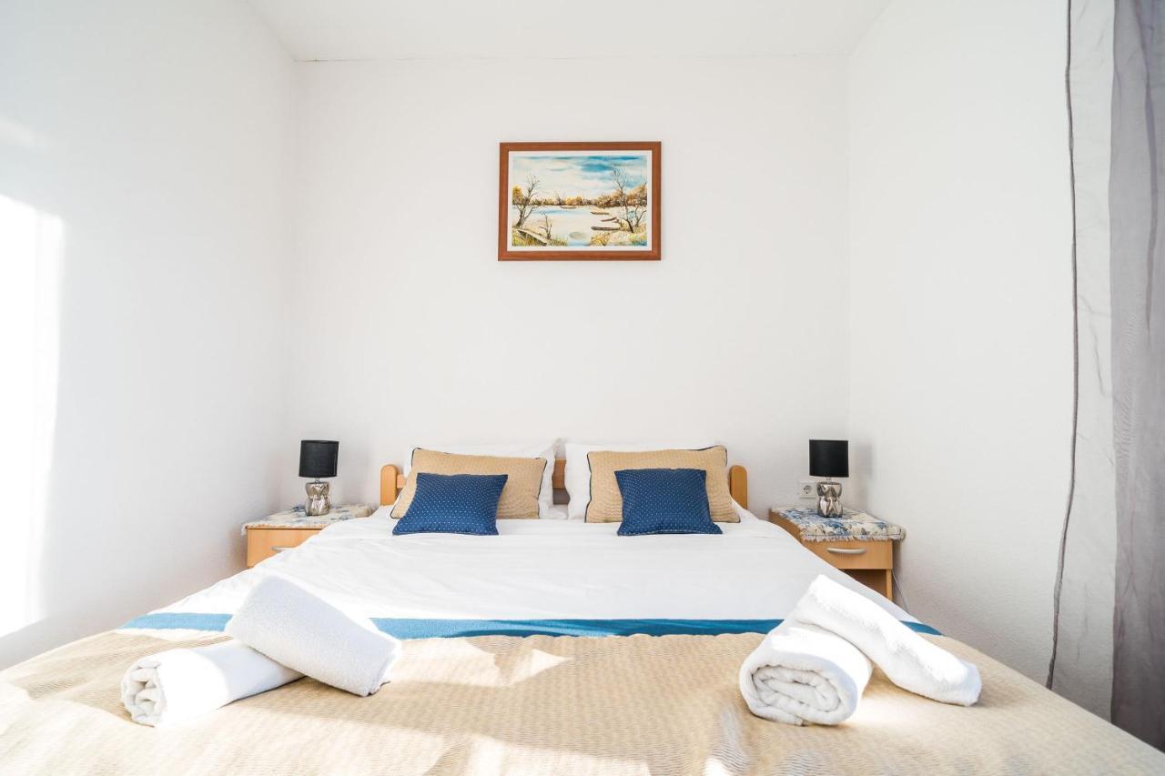 Deluxe Rooms With A Terrace View At Old City Gate ドゥブロブニク エクステリア 写真