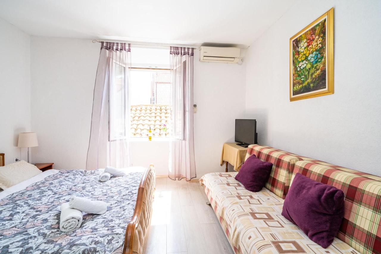 Deluxe Rooms With A Terrace View At Old City Gate ドゥブロブニク エクステリア 写真