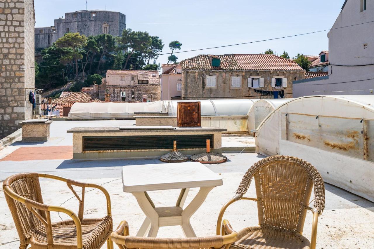 Deluxe Rooms With A Terrace View At Old City Gate ドゥブロブニク エクステリア 写真
