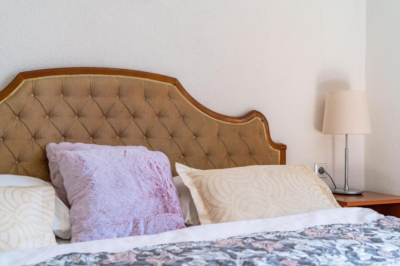 Deluxe Rooms With A Terrace View At Old City Gate ドゥブロブニク エクステリア 写真