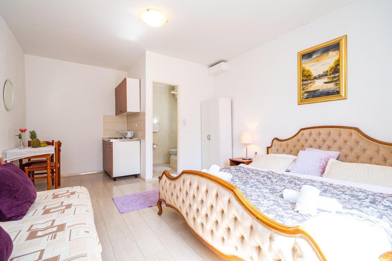 Deluxe Rooms With A Terrace View At Old City Gate ドゥブロブニク エクステリア 写真